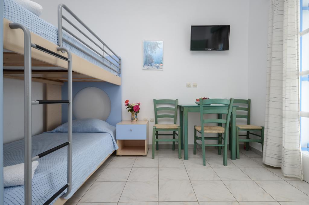 מיקרי ויגלה Victoria Studios & Apartments מראה חיצוני תמונה